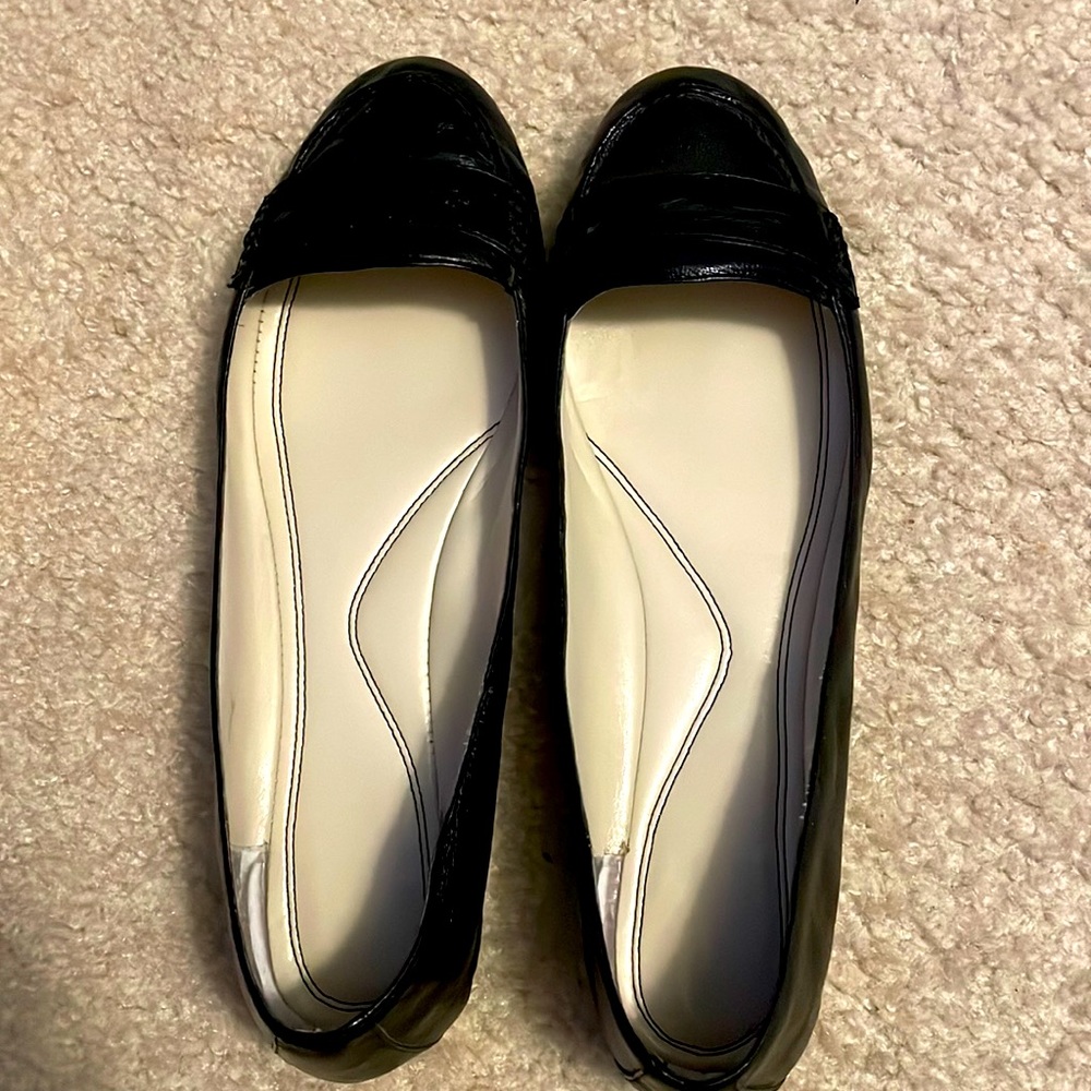 Black flats